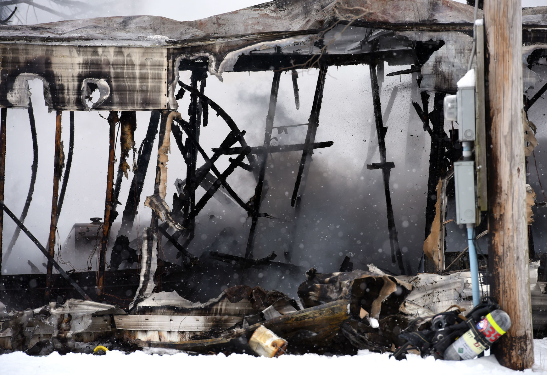 Mobile Home Fire 8.JPG